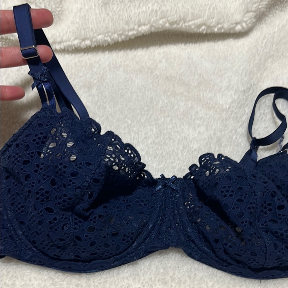 Victoria's Secret Dream Angel Unlined Wicked Midnight Blue Lace Bra